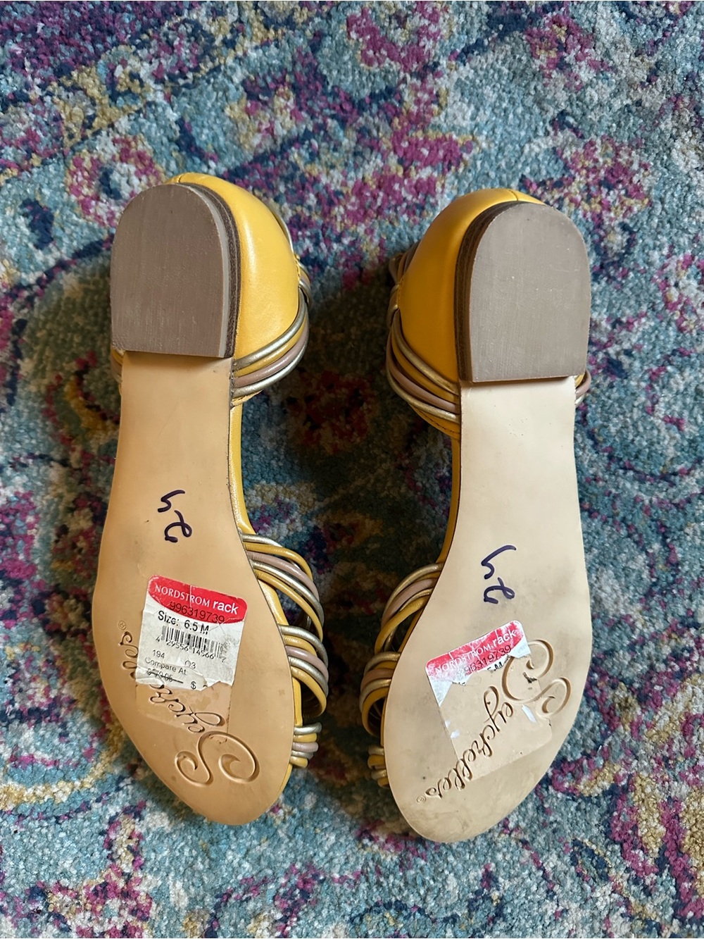 Seychelles Mustard Yellow & Gold accent Knotted Flat Sandals. Size 6.5 - Picture 6 of 8